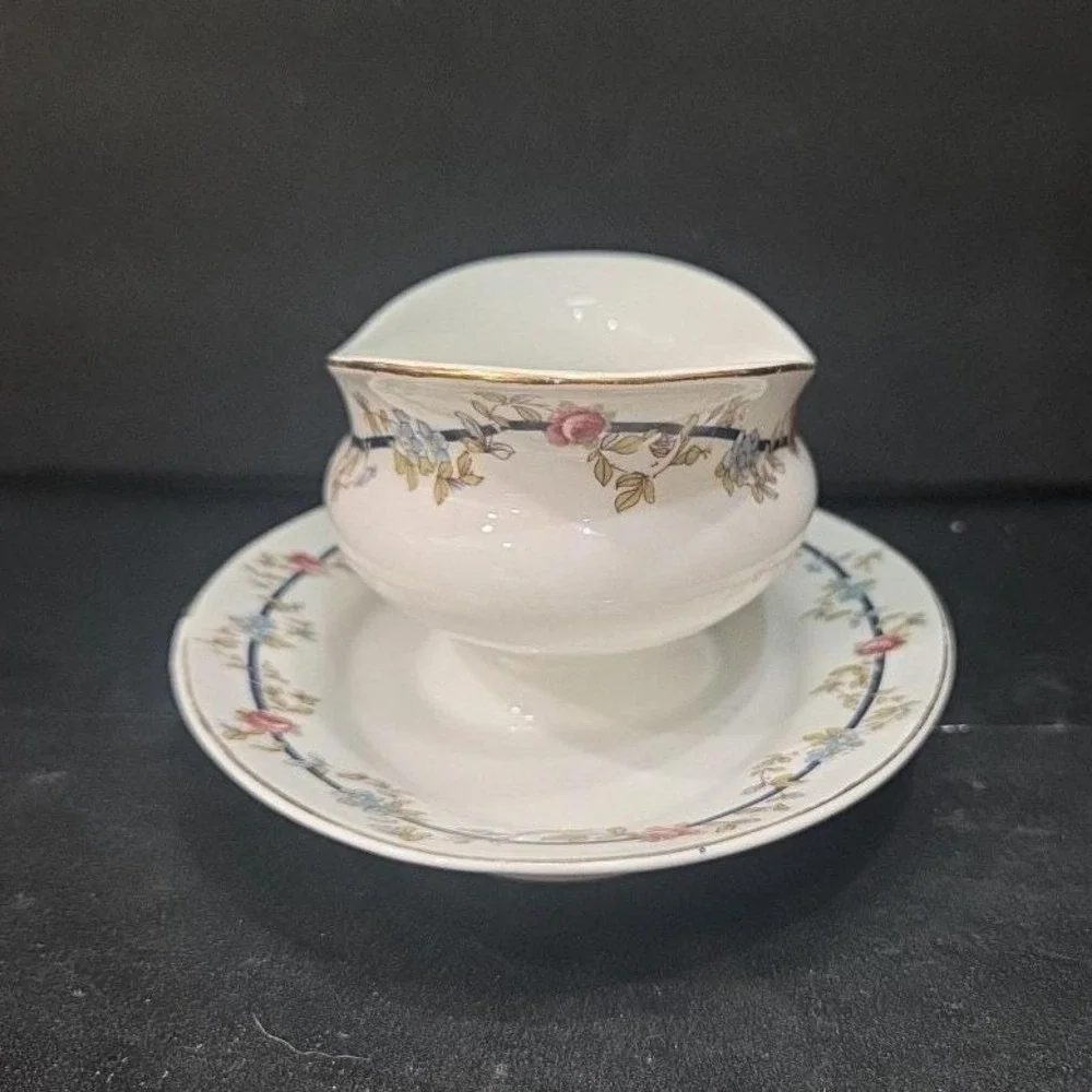 Victoria Czechoslovakia Fine China Gravy Boat, Underplate Attached Vtg Tableware